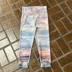Evolution and Creation Multicolor Sunset Print High Rise Capri Leggings